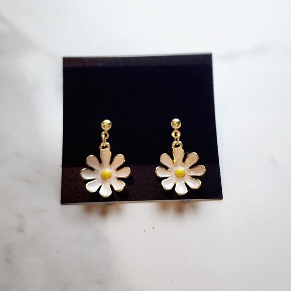 Sterling Silver Daisy Floral Dangle Earrings - Picture 3 of 3